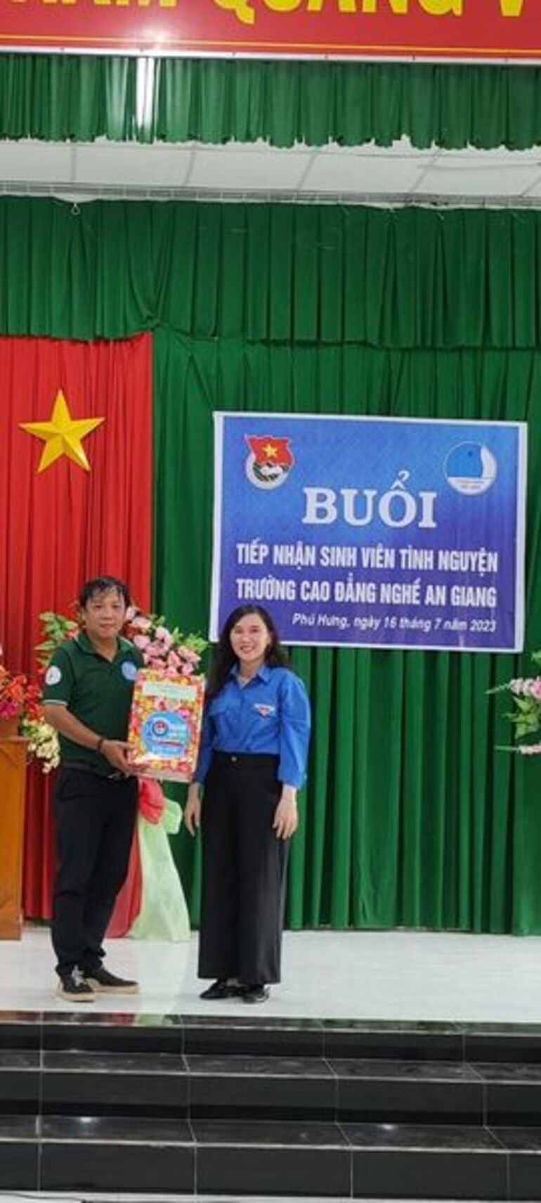 Phú Hưng tiếp nhận sinh viên tình nguyện Trường Cao Đẳng Nghề An Giang